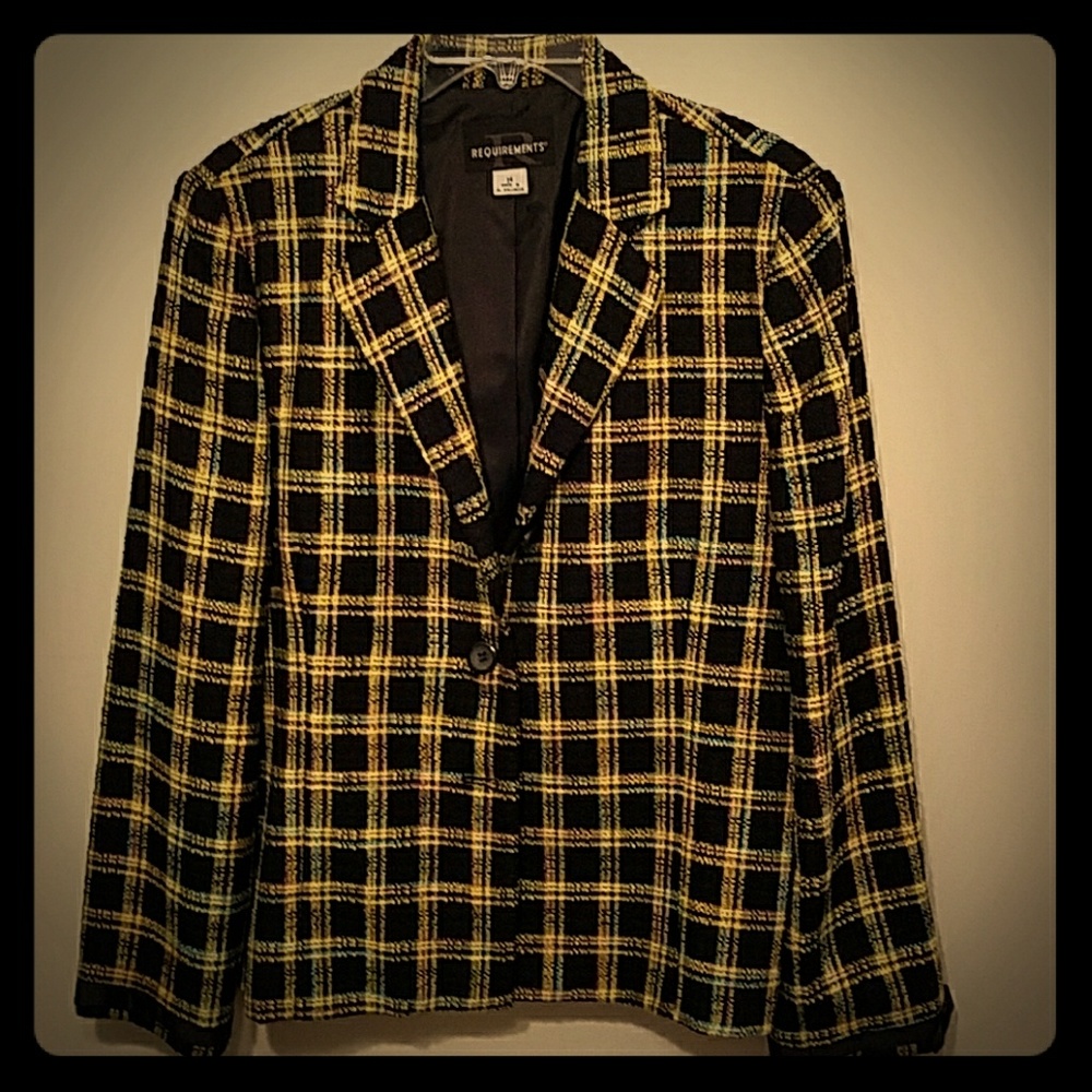 Beautiful 3-Button Jacket